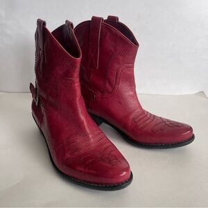 Franco Sarto Women's Red Leather Ankle Boots Vintage size 6.5